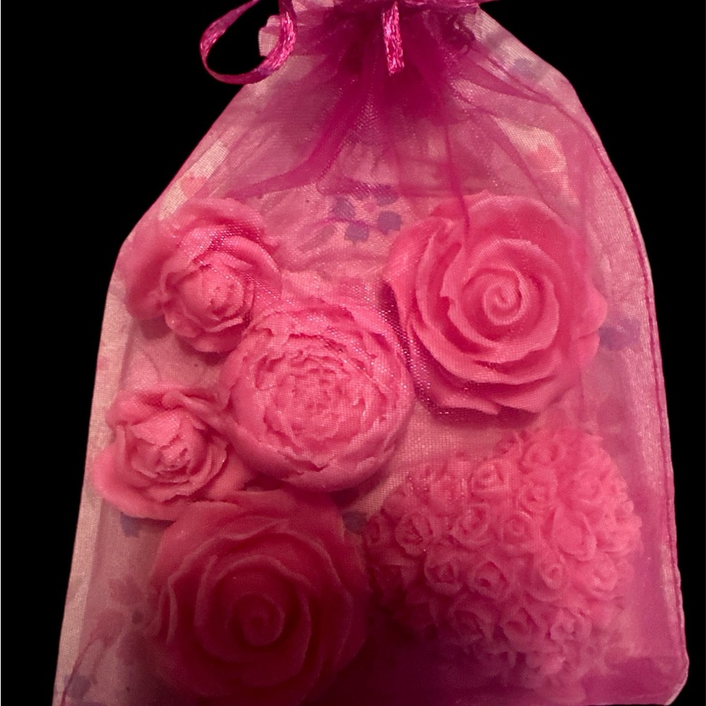 Handmade pink rose scented  soaps bundle of 6